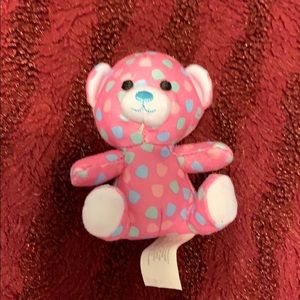 Very small gumdrop bear